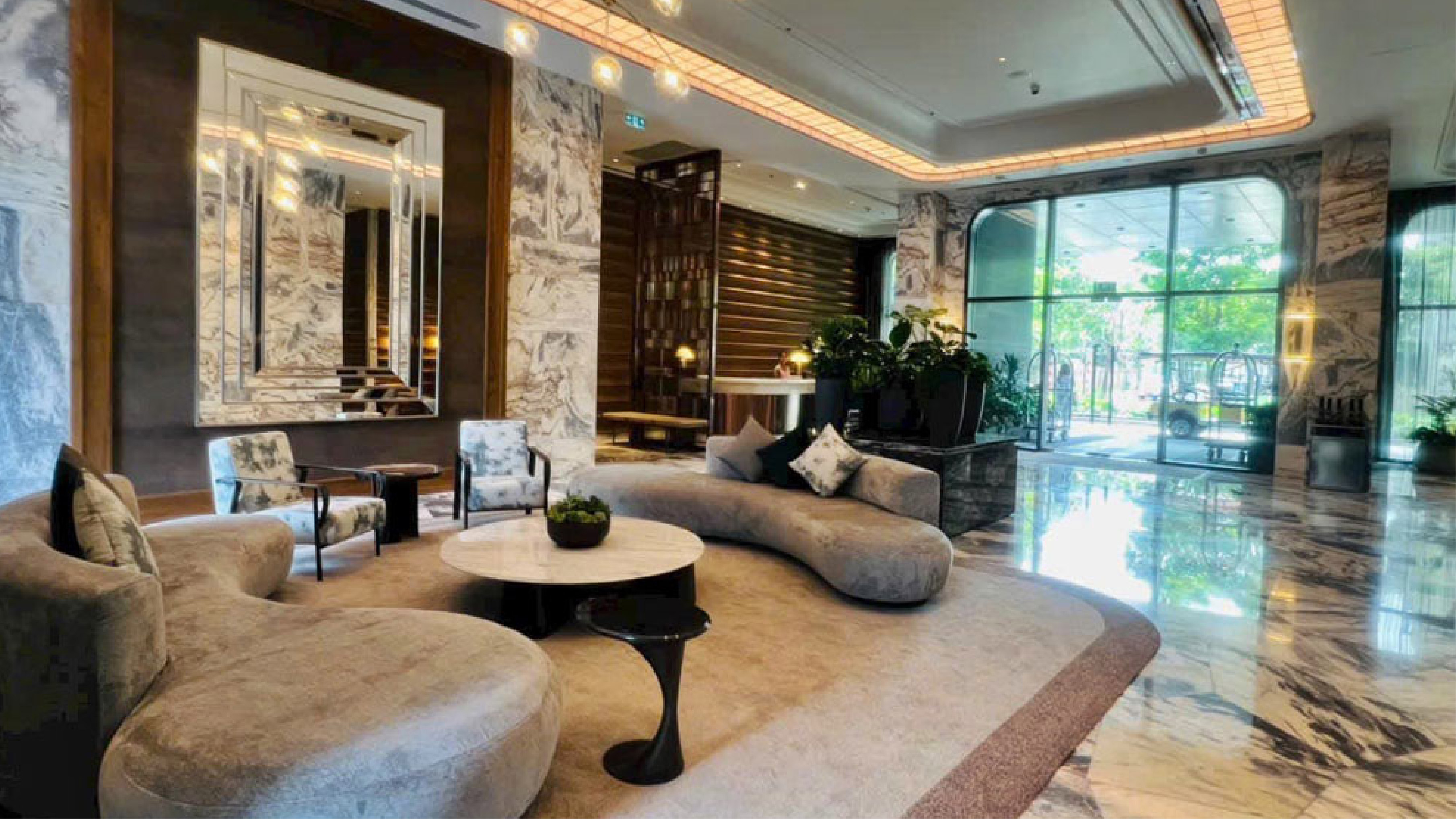 SẢNH LỄ TÂN - ảnh 2